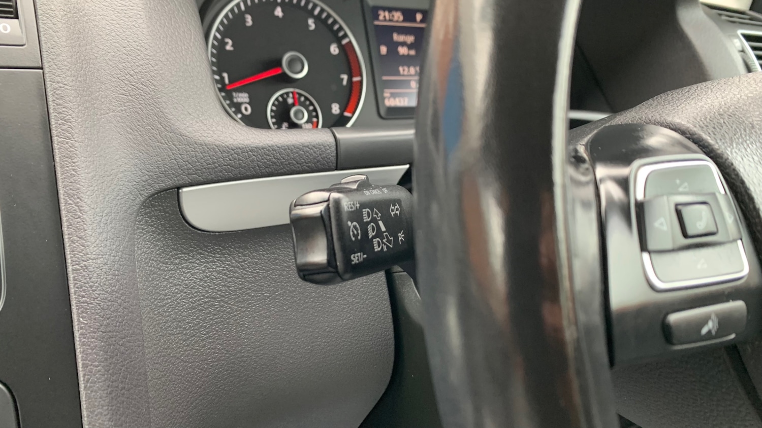 Used Volkswagen Touran 2025 for sale - 76374057: Photo 85