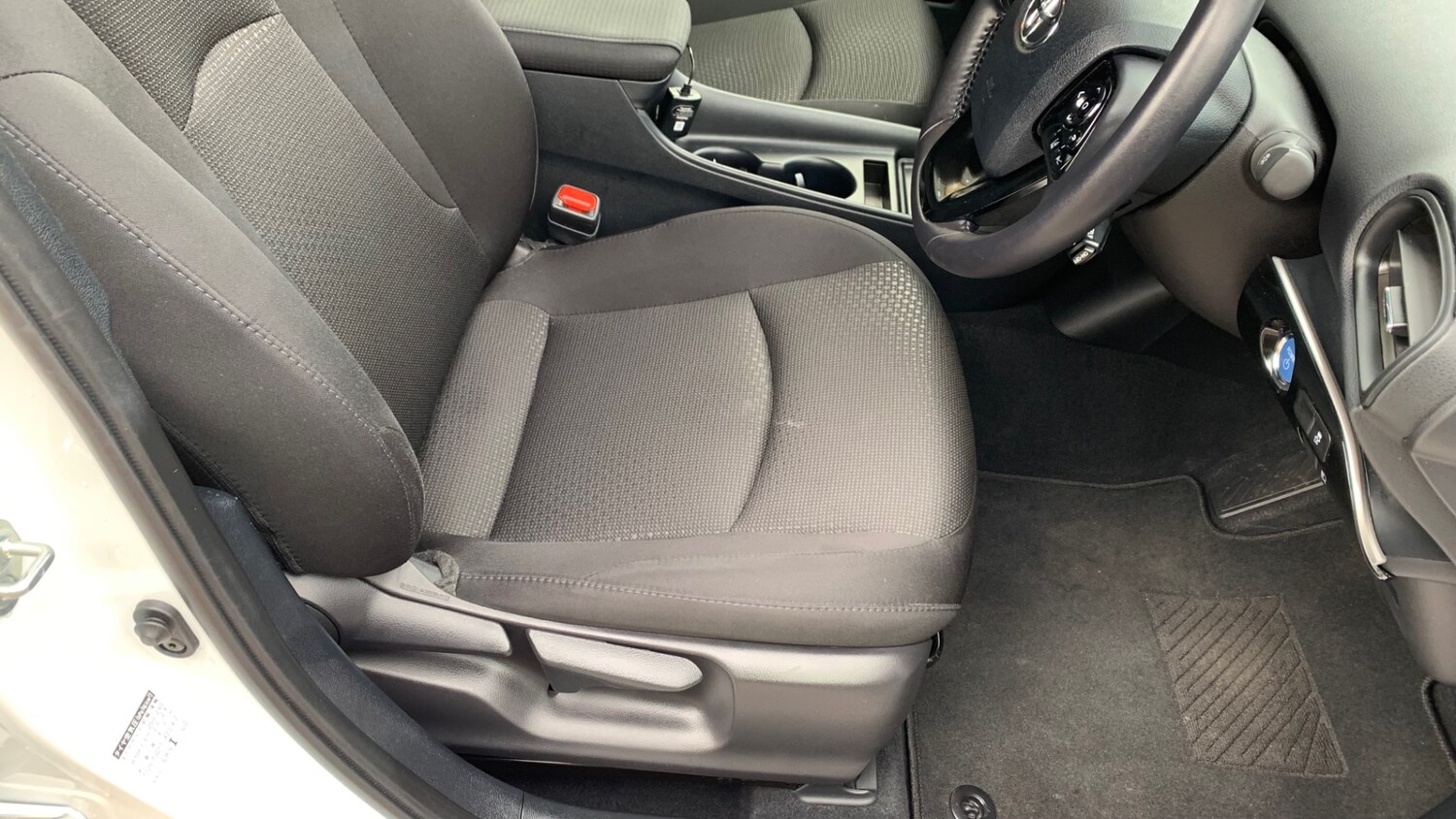 Used Toyota Prius 2024 for sale - 76595275: Photo 14