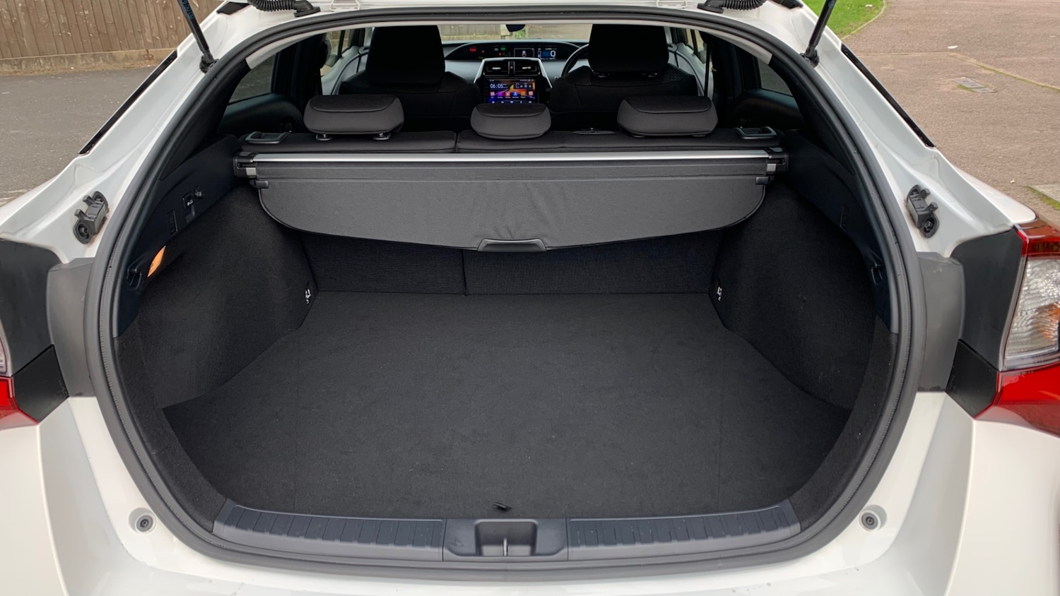 Used Toyota Prius 2024 for sale - 76595275: Photo 18