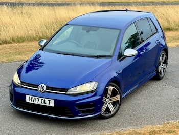 Used Volkswagen Golf 2017 for sale - 79228565: Photo