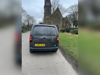 Used Peugeot Partner 2019 for sale - 77602112: Photo