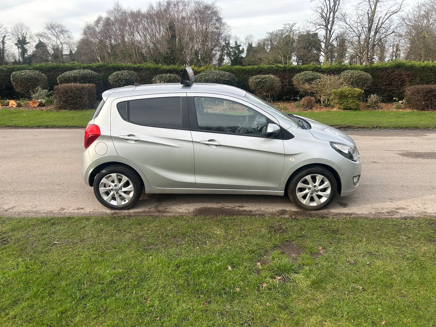 Used Vauxhall Viva 2015 for sale - 77589900: Photo 2