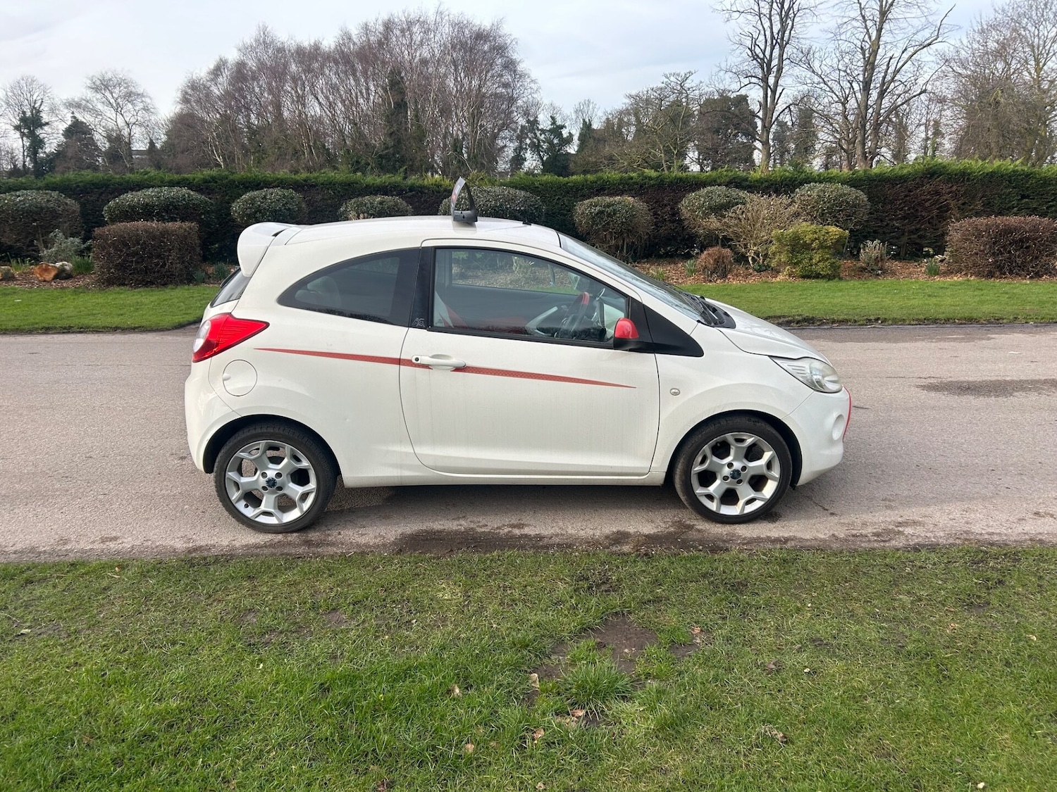 Used Ford Ka 2011 for sale - 77589897: Photo 2