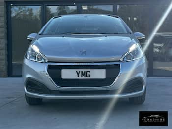 Used Peugeot 208 2016 for sale - 79652934: Photo