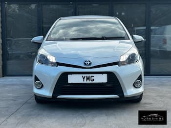 Used Toyota Yaris 2013 for sale - 79652956: Photo