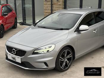 Used Volvo V40 2018 for sale - 79676558: Photo