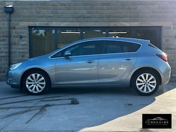 Used Vauxhall Astra 2011 for sale - 79652909: Photo