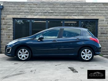 Used Peugeot 308 2013 for sale - 79652882: Photo