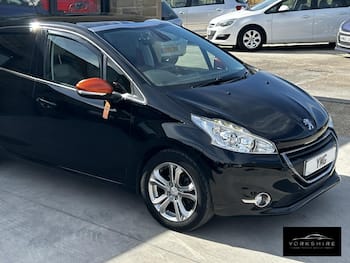 Used Peugeot 208 2015 for sale - 79652886: Photo