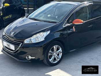 Used Peugeot 208 2015 for sale - 79652886: Photo