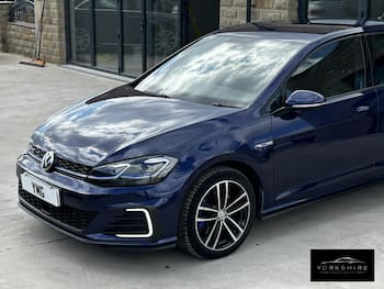Used Volkswagen Golf 2018 for sale - 79652890: Photo