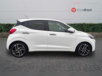 Used Hyundai i10 2024 for sale - 76140603: Photo