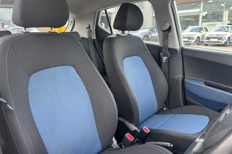 Used Hyundai i10 2014 for sale - 76378834: Photo 23