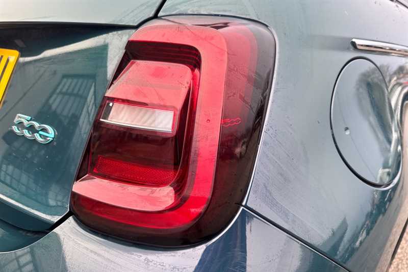 Used Fiat 500 2022 for sale - 77757574: Photo 32