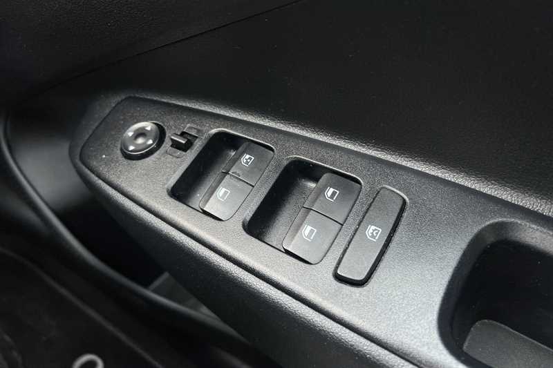 Used Hyundai i10 2023 for sale - 76929541: Photo 16