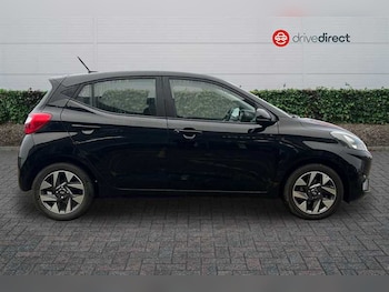 Used Hyundai i10 2023 for sale - 76929541: Photo