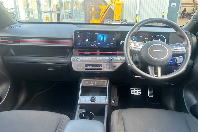 Used Hyundai KONA 2024 for sale - 76463240: Photo 13