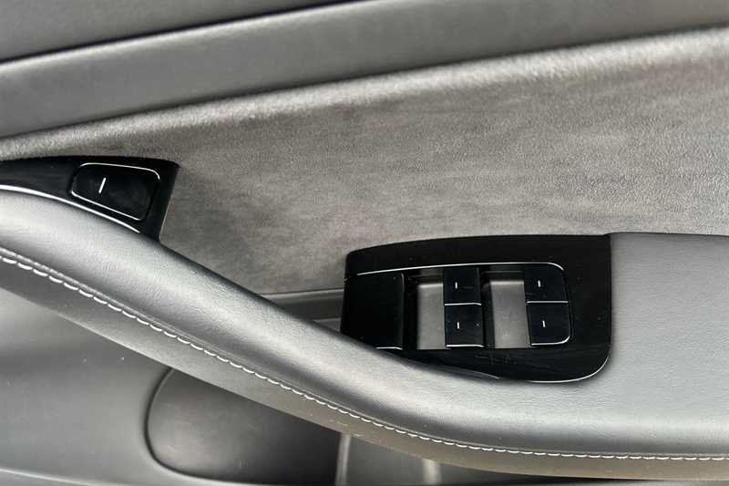 Used Tesla Model 3 2020 for sale - 77322924: Photo 16