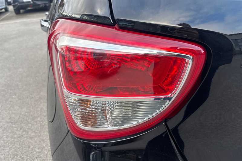 Used Hyundai i10 2016 for sale - 76530655: Photo 31