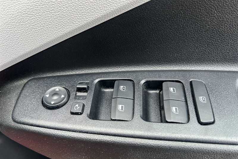 Used Hyundai i10 2023 for sale - 76903027: Photo 16