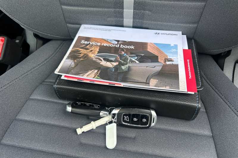 Used Hyundai i10 2023 for sale - 76903027: Photo 36