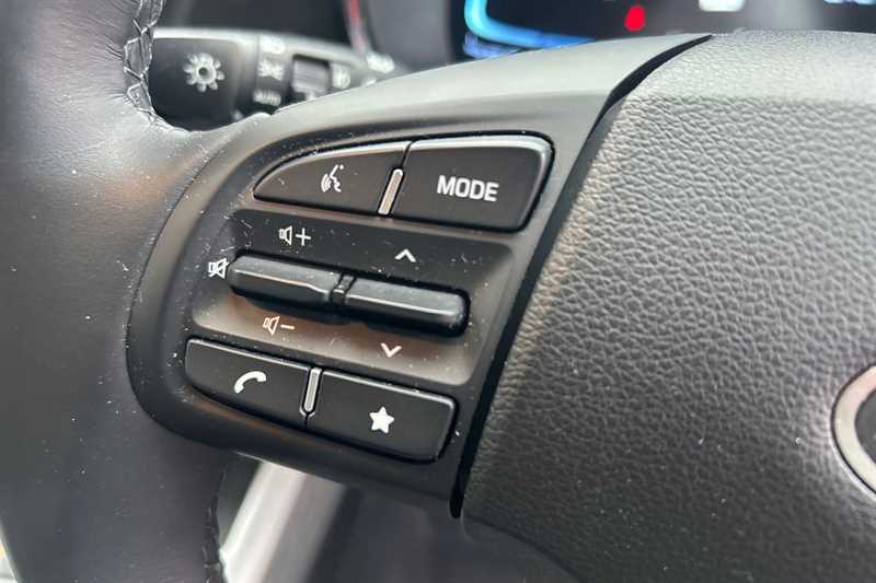 Used Hyundai i10 2023 for sale - 76917830: Photo 21