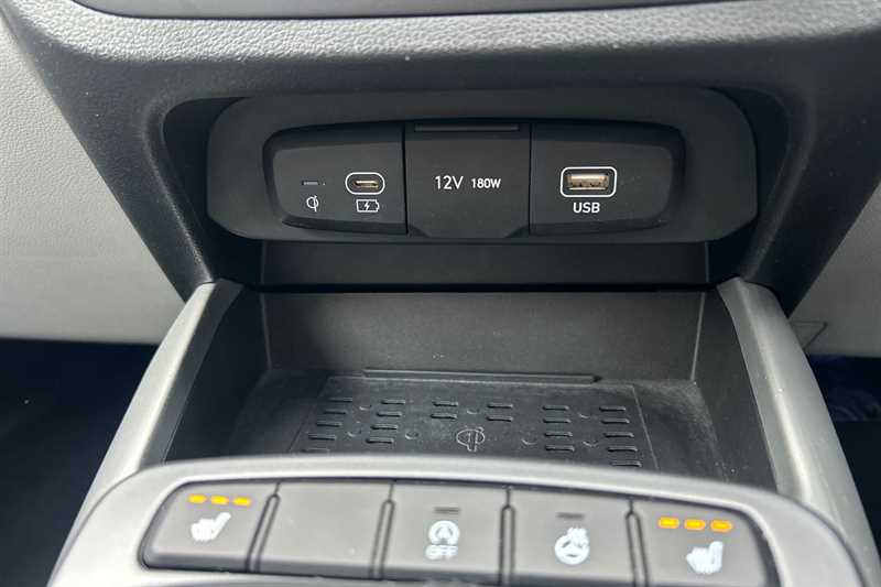 Used Hyundai i10 2023 for sale - 76917830: Photo 47