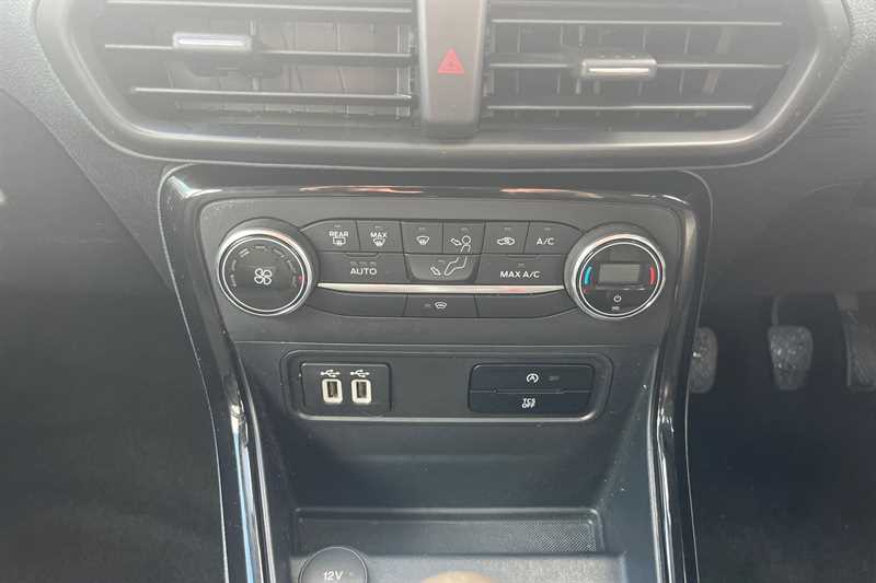 Used Ford Ecosport 2020 for sale - 76463431: Photo 15