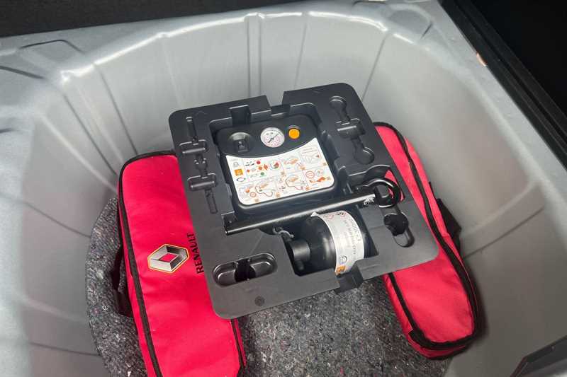 Used Renault Captur 2022 for sale - 76463810: Photo 37