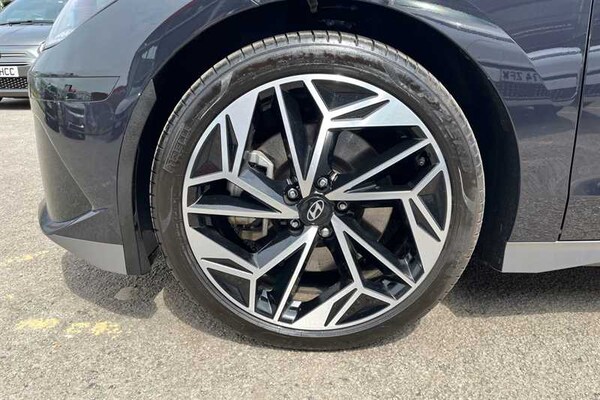 Used Hyundai IONIQ 6 2024 for sale - 75015991: Photo 9