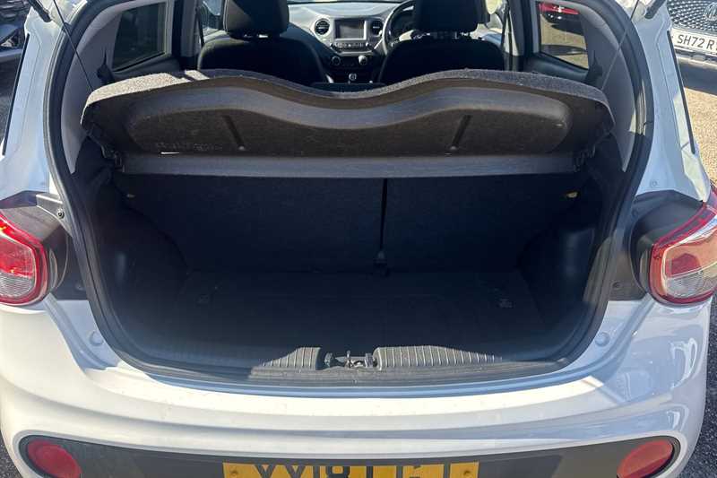 Used Hyundai i10 2018 for sale - 78175338: Photo 25