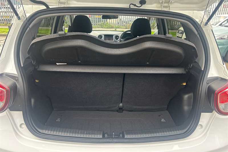 Used Hyundai i10 2019 for sale - 76636134: Photo 25