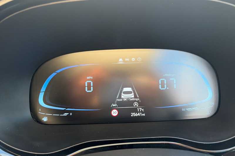 Used Hyundai i10 2023 for sale - 78130880: Photo 20