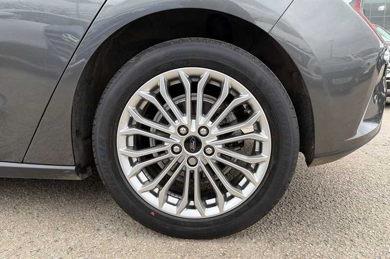 Used Ford Focus 2019 for sale - 77895577: Photo 11