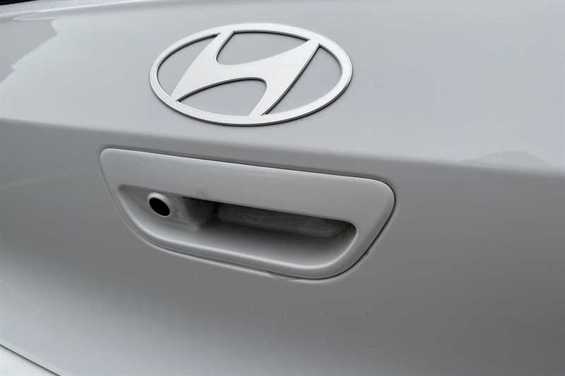 Used Hyundai i10 2024 for sale - 76733119: Photo 40