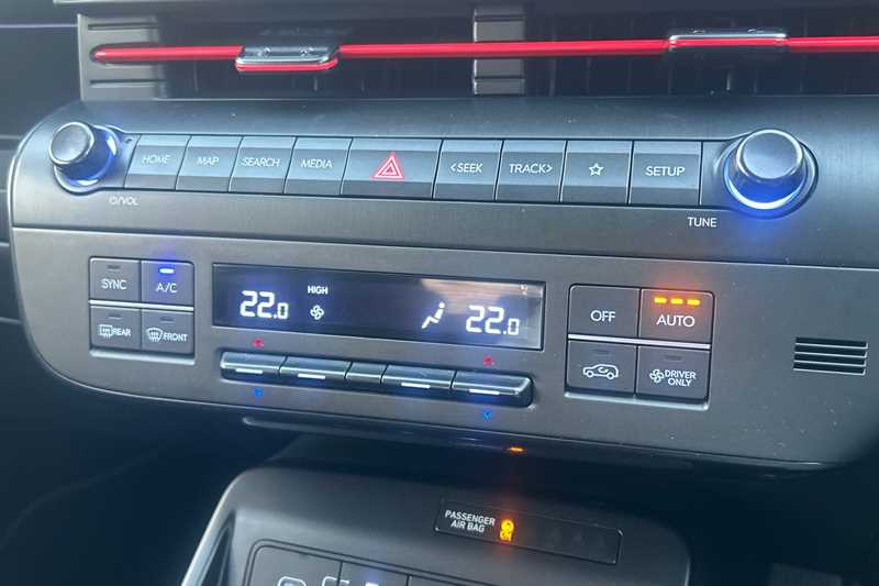 Used Hyundai KONA 2024 for sale - 76529342: Photo 15