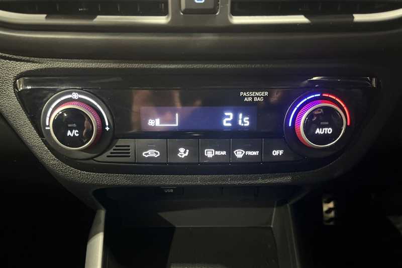 Used Hyundai i10 2022 for sale - 76929679: Photo 15