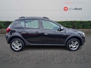 Used Dacia Sandero Stepway 2020 for sale - 79398575: Photo