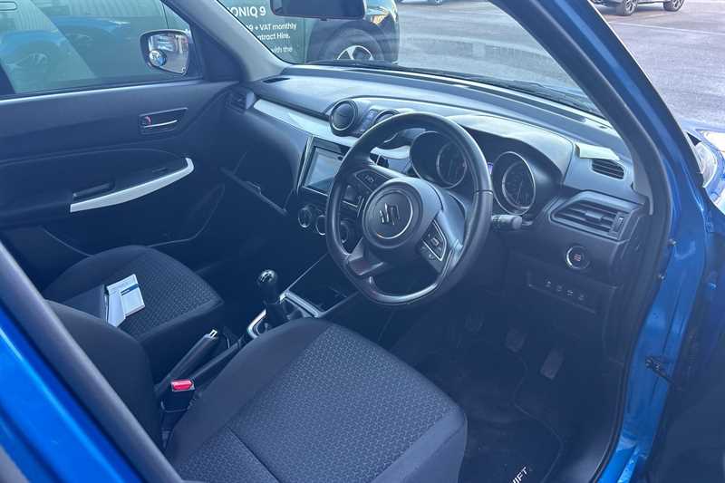 Used Suzuki Swift 2018 for sale - 77403245: Photo 3