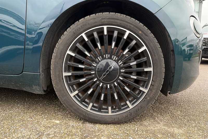 Used Fiat 500 2022 for sale - 77800947: Photo 9