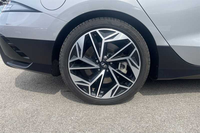 Used Hyundai IONIQ 6 2024 for sale - 76448108: Photo 9