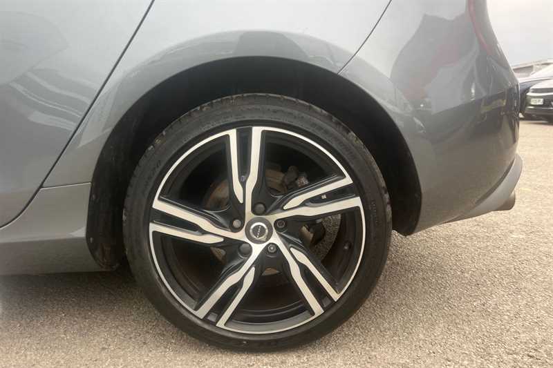 Used Volvo V40 2019 for sale - 78222366: Photo 11