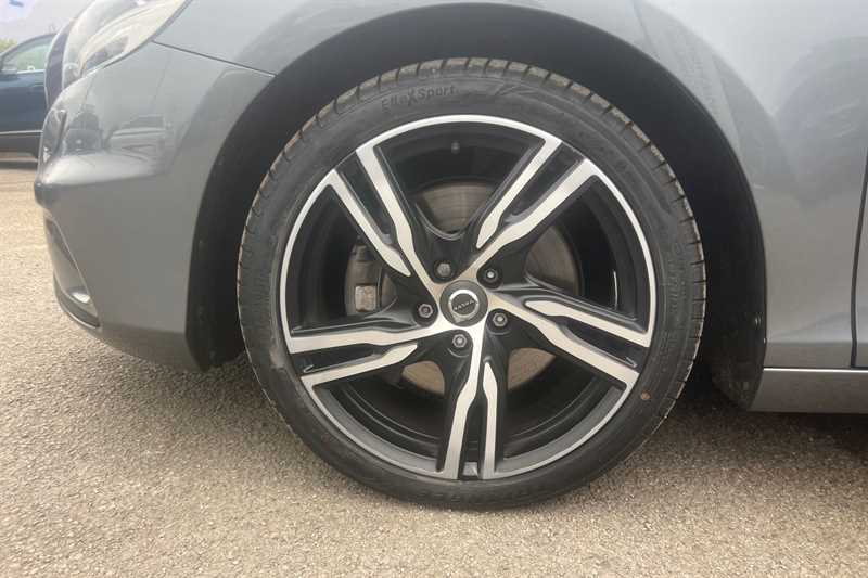 Used Volvo V40 2019 for sale - 78222366: Photo 12