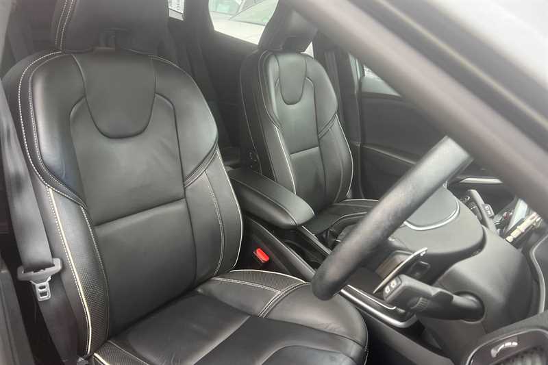 Used Volvo V40 2019 for sale - 78222366: Photo 23