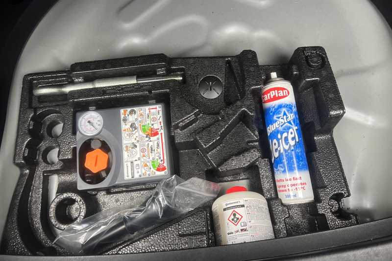 Used Volvo V40 2019 for sale - 78222366: Photo 37