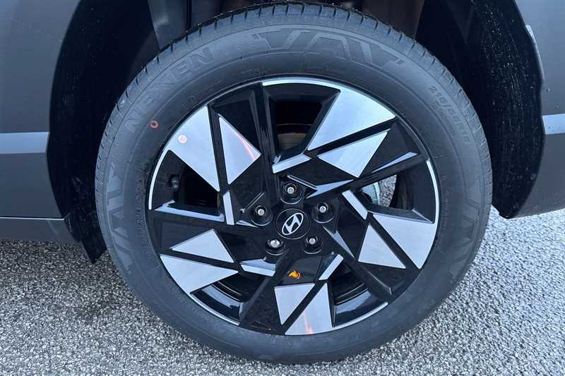 Used Hyundai KONA 2025 for sale - 76747128: Photo 12