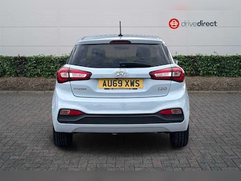 Used Hyundai i20 2019 for sale - 76443568: Photo