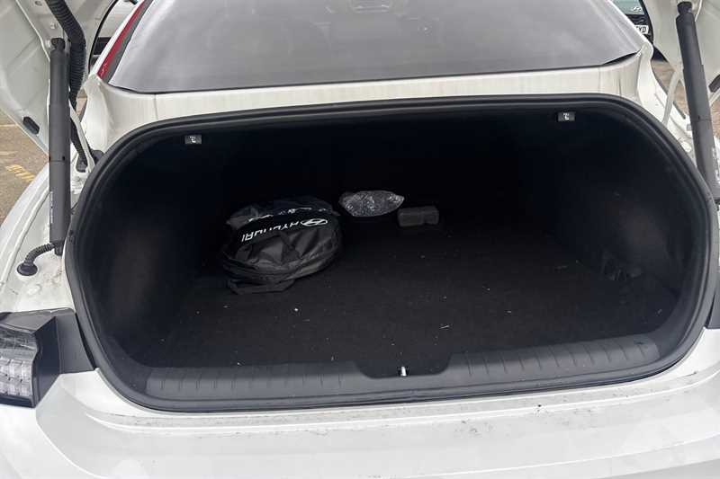 Used Hyundai IONIQ 6 2025 for sale - 78129841: Photo 25