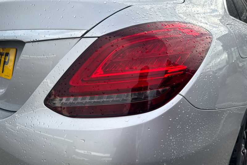 Used Mercedes-Benz C Class 2020 for sale - 76503124: Photo 32