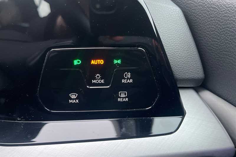 Used Volkswagen Golf 2022 for sale - 77375651: Photo 38